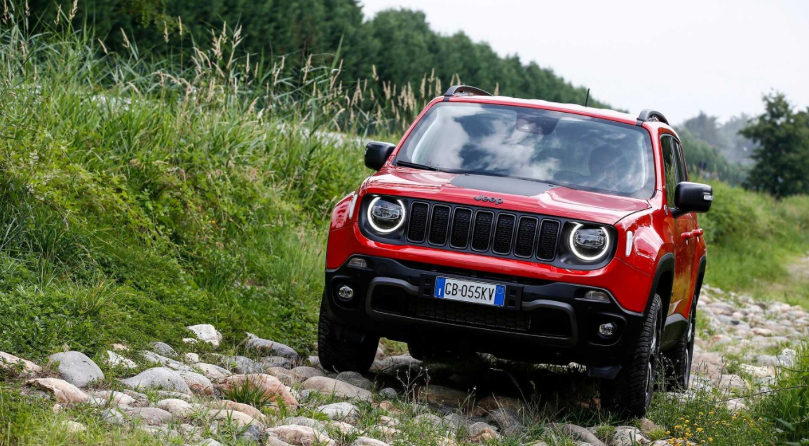 2023 Jeep Renegade 4Xe Review